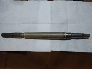 Bell 47 tailrotor output shaft and t/r gear